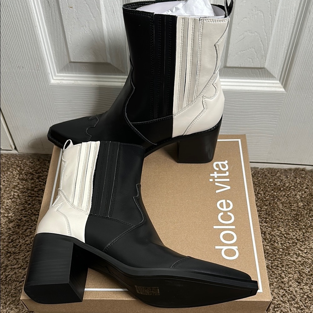 NWT Dolce Vita Jennie Western Bootie
